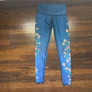 Teeki leggings